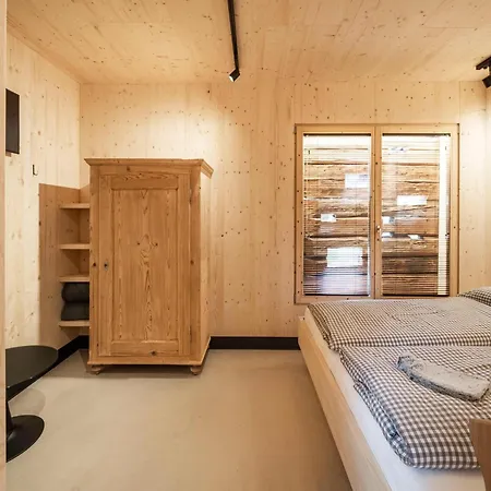 Charming Chalet-style Feeder House Domek alpejski Matrei in Osttirol