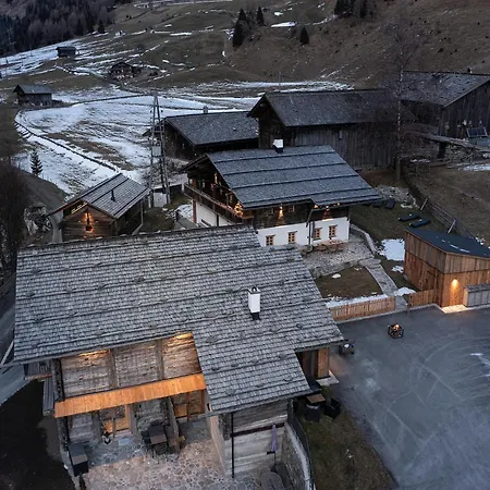 Charming Chalet-style Feeder House Matrei in Osttirol